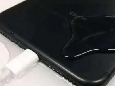 手机进水喇叭声音变小杂音是第1步