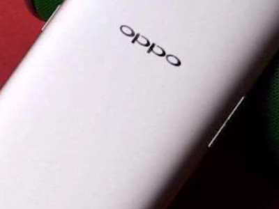 oppo手机一开机出现简体中文第1步