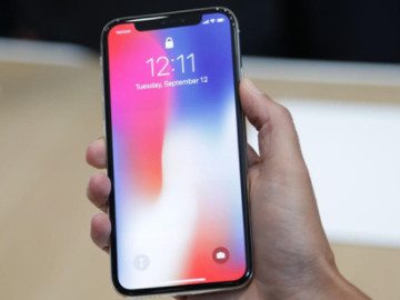 iphone12突然黑屏关机第1步