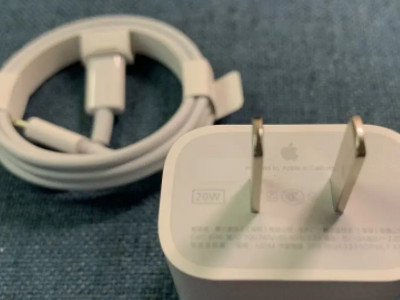 苹果关机充电显示什么是在充电第1步