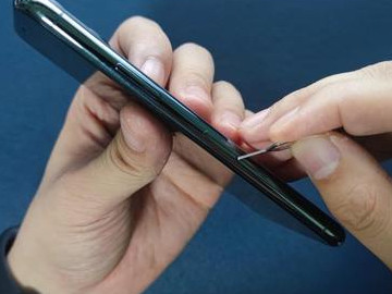 苹果手机总是没信号无服务怎么回事第2步