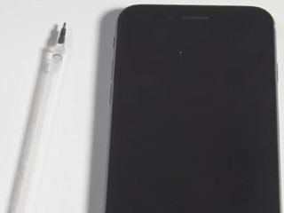 没有针怎么开手机卡槽第1步