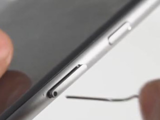 没有针怎么开手机卡槽第2步