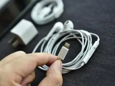 苹果11怎么插耳机听歌第5步