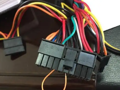 电脑如何开机启动第1步