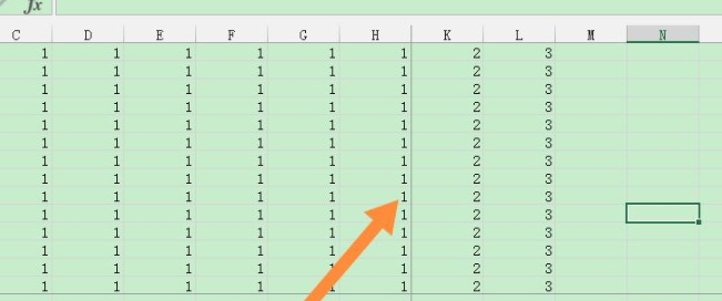 表格被隐藏的弄不出来第1步