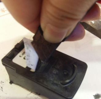 佳能打印机怎么换墨盒第4步