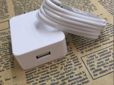 手机闲置太久开不了机第2步