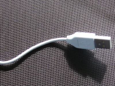 台式电脑怎样连接摄像头第1步