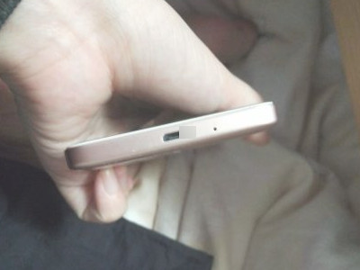 充电接口松动及插不紧的解决方法第5步