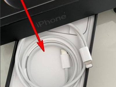 苹果12送的数据线怎么用第2步