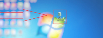 表格里隐藏的内容怎么弄出来第1步