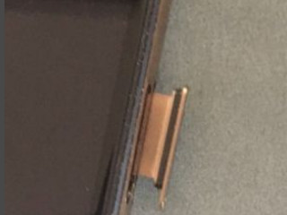 iphone12sim卡怎么插第3步