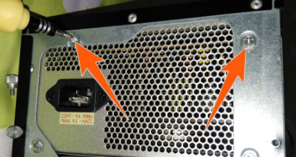 电脑电源怎么安装第6步