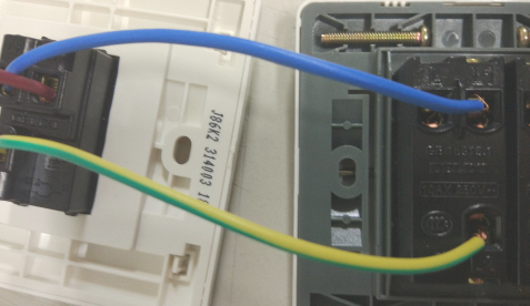 一开三控开关怎么接第3步